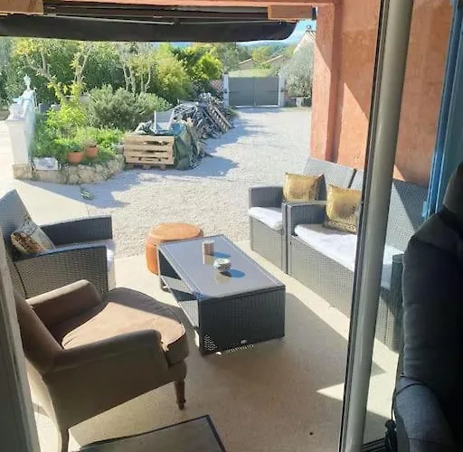 Studio De Charme Avec Piscine