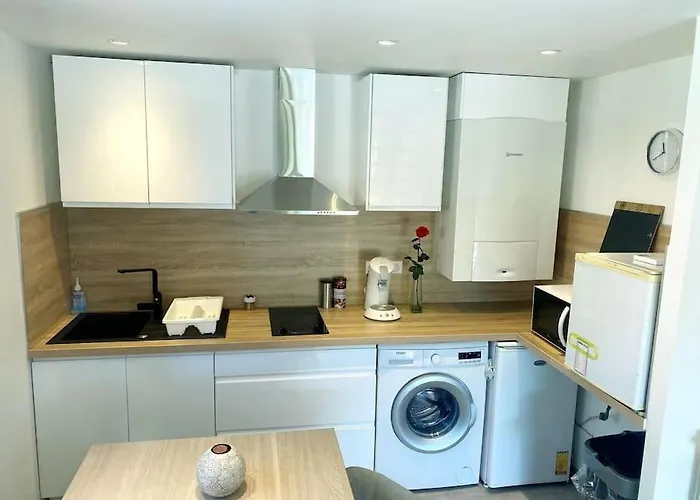 Studio De Charme Avec Piscine